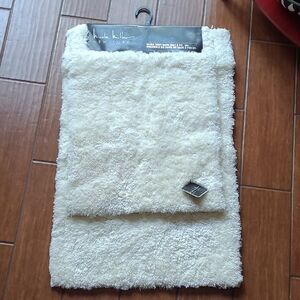Nicole Miller Bath Mat Set